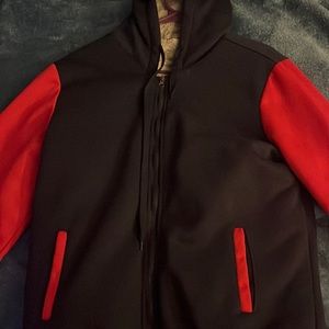 Red and blue fur inside